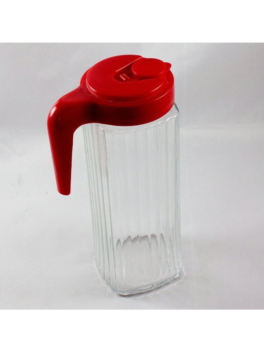 KIG Malaysia Ribbed Glass Beverage Pitcher Jug Red Plastic Lid/Handle 32 oz